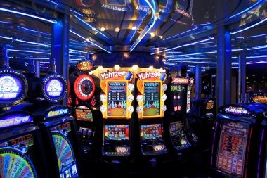 ceria33 game categories navigation showing football, live tables, slots, and esports sections